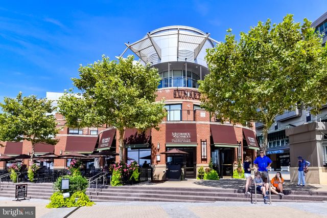 $750,000 | 705 Quayside Court, Unit 94, National Harbor, MD 20745