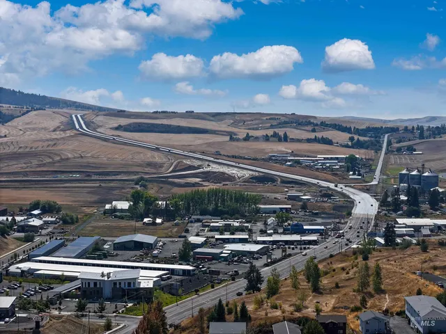 $648,988 | 1 Tbd Block Drive, Moscow, ID 83843