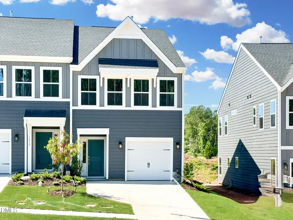 $338,000 | 1050 Tea Rose Court, Unit 370, Durham, NC 27703