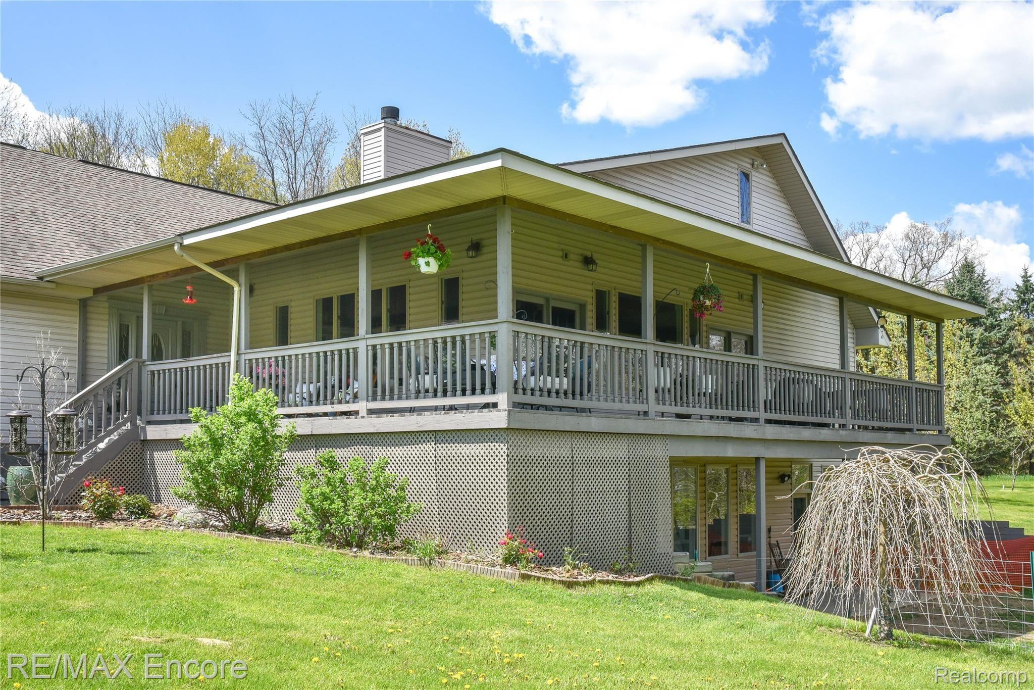 6274 Washburn Road Goodrich, MI 48438 - Photo 11 of 96 6274 Washburn Road exterior (24).jpg