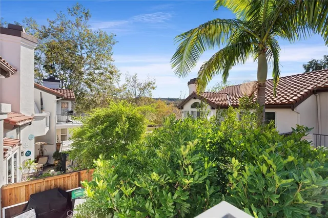 $939,999 | 124 VÃa Lampara, Rancho Santa Margarita, CA 92688