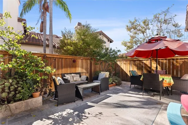 $939,999 | 124 VÃa Lampara, Rancho Santa Margarita, CA 92688