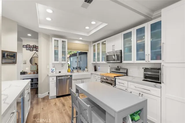 $939,999 | 124 VÃa Lampara, Rancho Santa Margarita, CA 92688