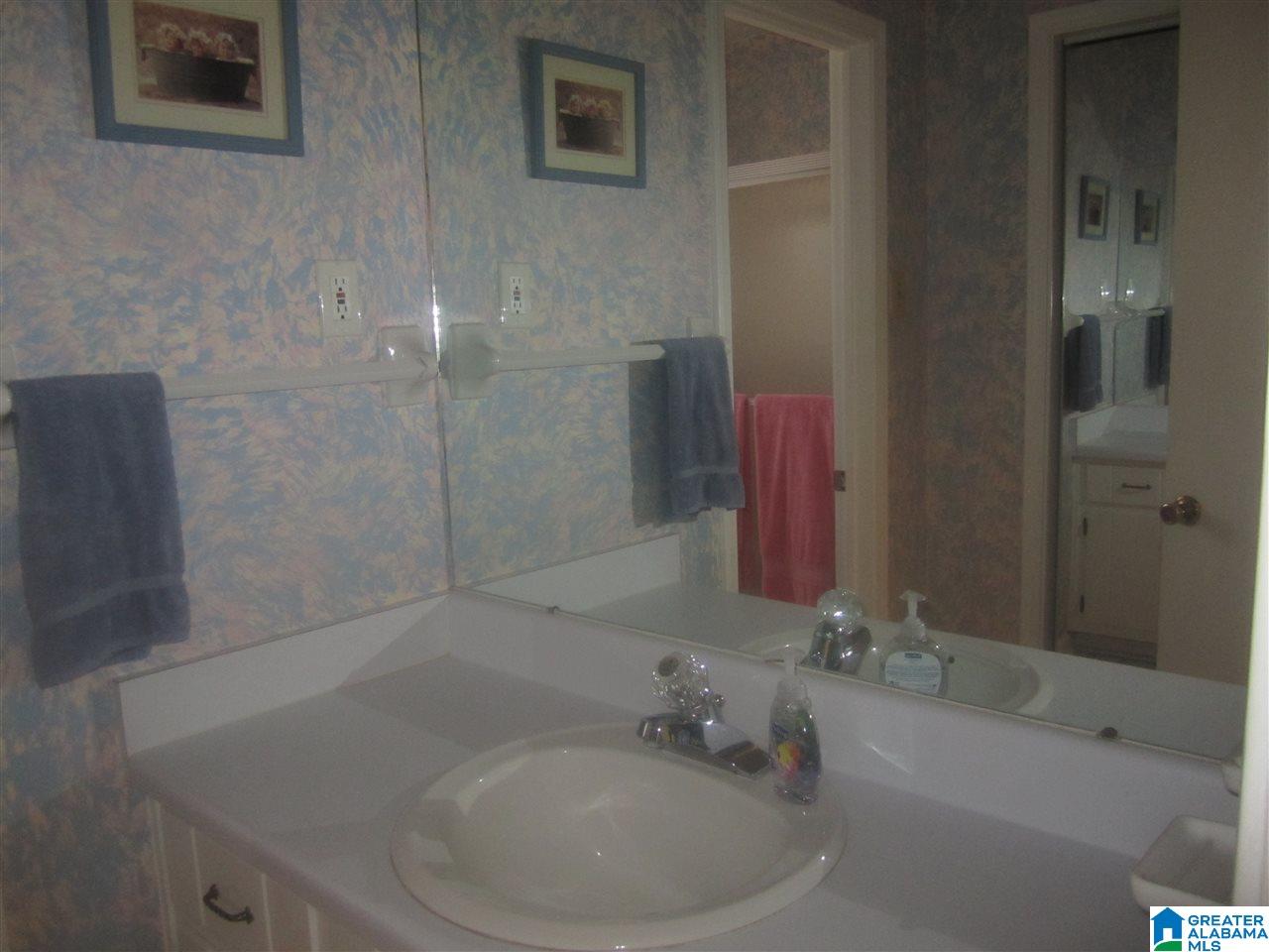 729 Wilderness Road Pelham, AL 35124 - Photo 14 of 32