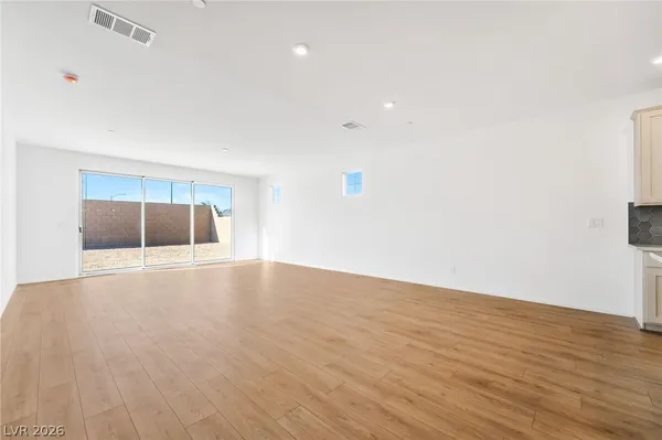 $3,250 | 1001 Blooming Skye Avenue, Henderson, NV 89015