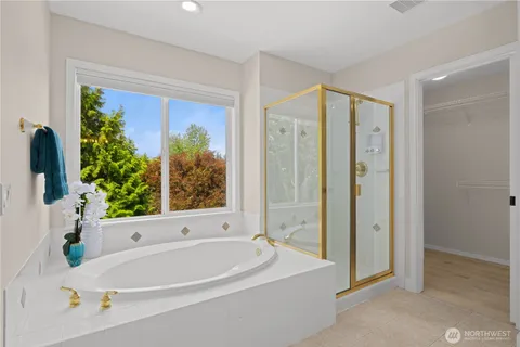 $1,425,000 | 18720 33rd Avenue Southeast, Bothell, WA 98012