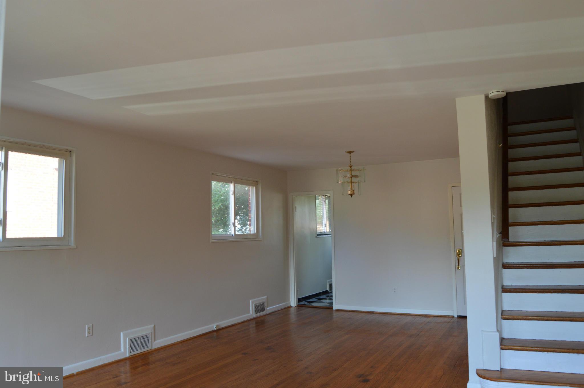 1028 Osage Street Silver Spring, MD 20903 - Photo 5 of 14 Living Room