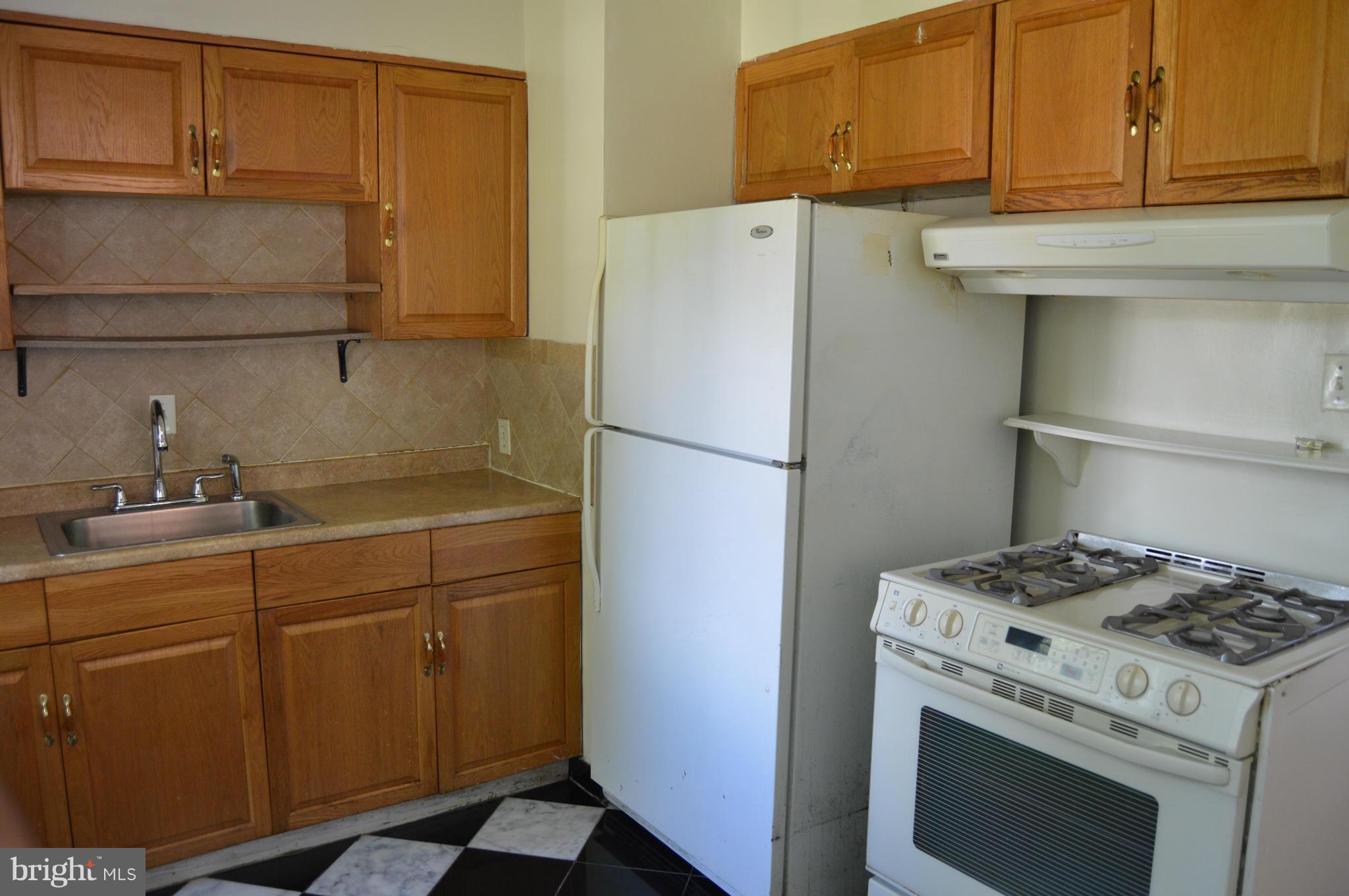 1028 Osage Street Silver Spring, MD 20903 - Photo 6 of 14 Kitchen