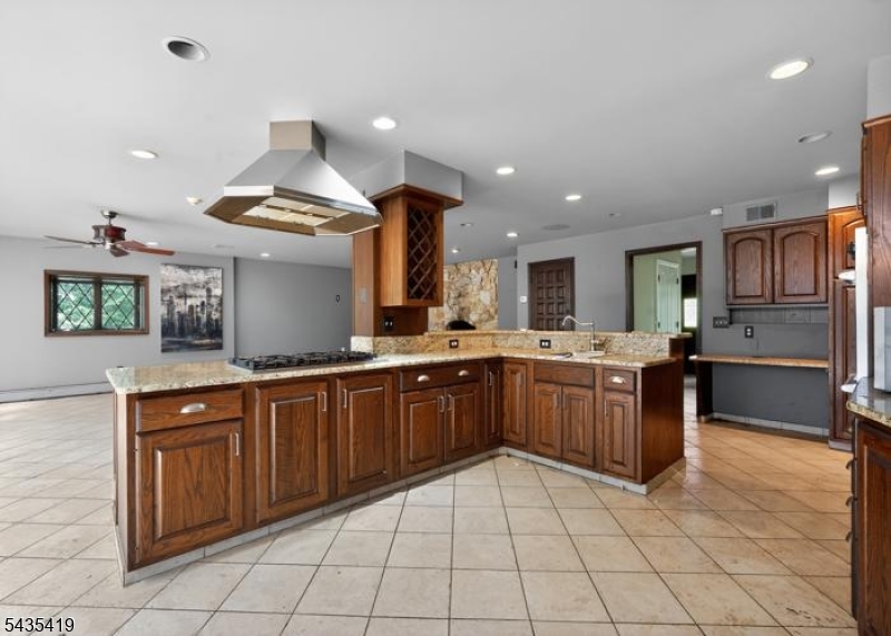 1410 Raritan Road Scotch Plains, NJ 07076 - Photo 9 of 20