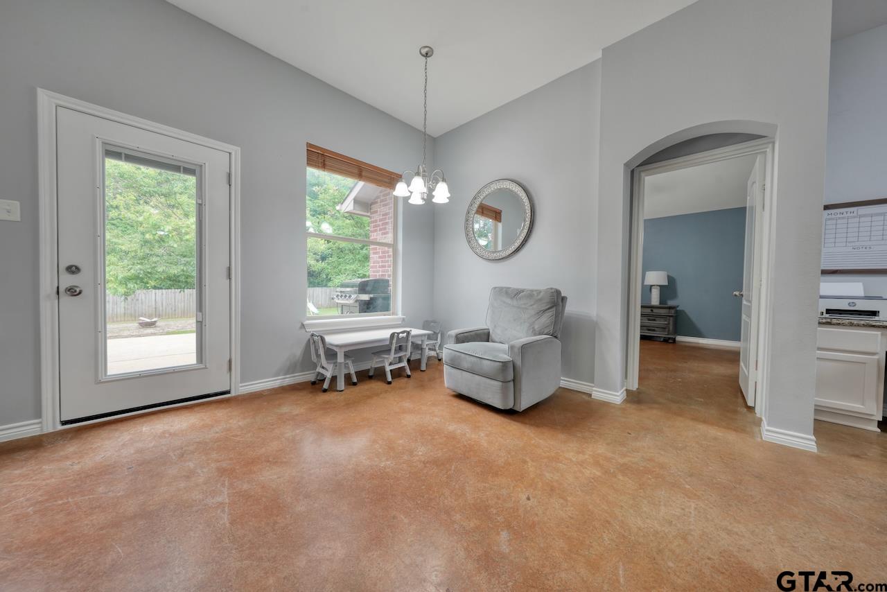 1306 Swinging Bridge Road Longview, TX 75604 - Photo 18 of 48