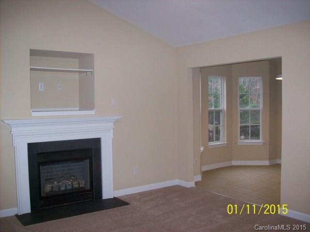1347 Spring View Court Rock Hill, SC 29732 - Photo 4 of 10 Gallery Image 4