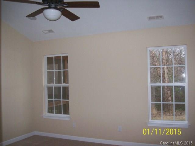 1347 Spring View Court Rock Hill, SC 29732 - Photo 5 of 10 Gallery Image 5