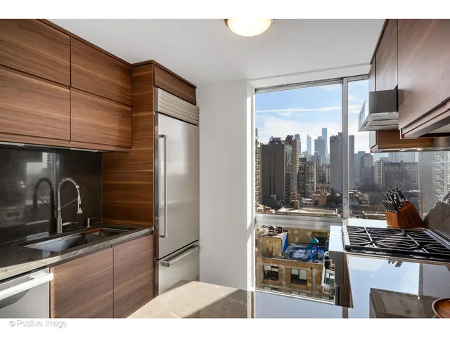 $899,000 | 1555 North Dearborn Street, Unit 14AB, Chicago, IL 60610