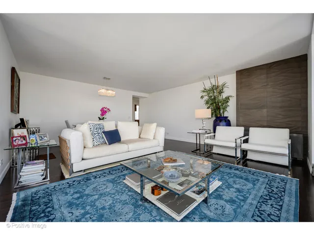 $899,000 | 1555 North Dearborn Street, Unit 14AB, Chicago, IL 60610