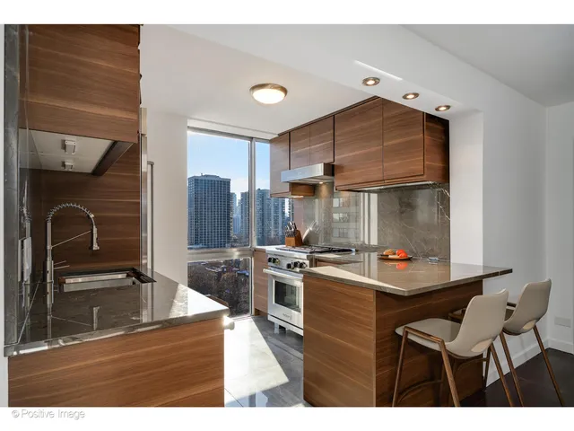 $899,000 | 1555 North Dearborn Street, Unit 14AB, Chicago, IL 60610