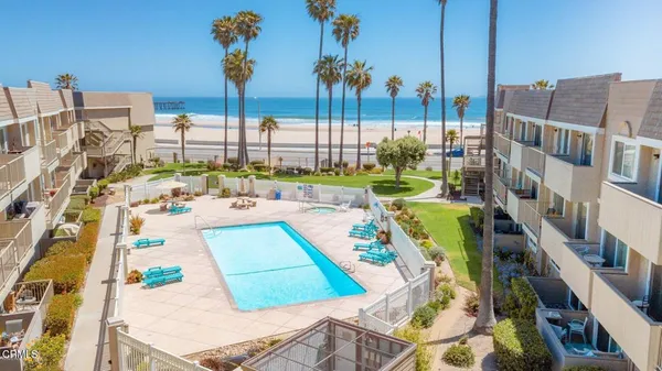 $749,900 | 383 East Surfside Drive, Port Hueneme, CA 93041