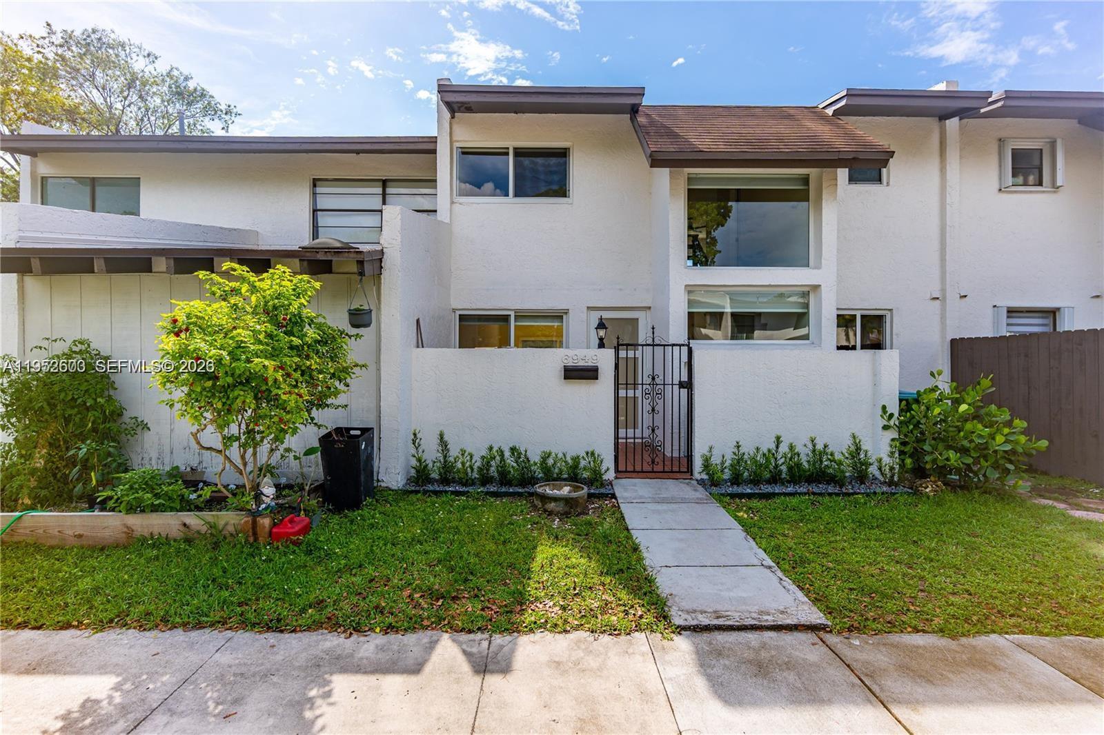 6949 Southwest 110th Court, Unit 6949 Miami, FL 33173 - Photo 18 of 21