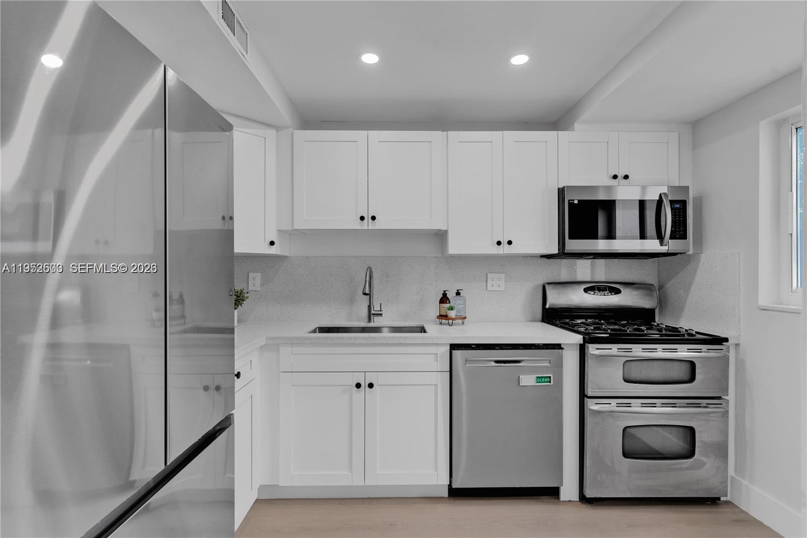 6949 Southwest 110th Court, Unit 6949 Miami, FL 33173 - Photo 4 of 21