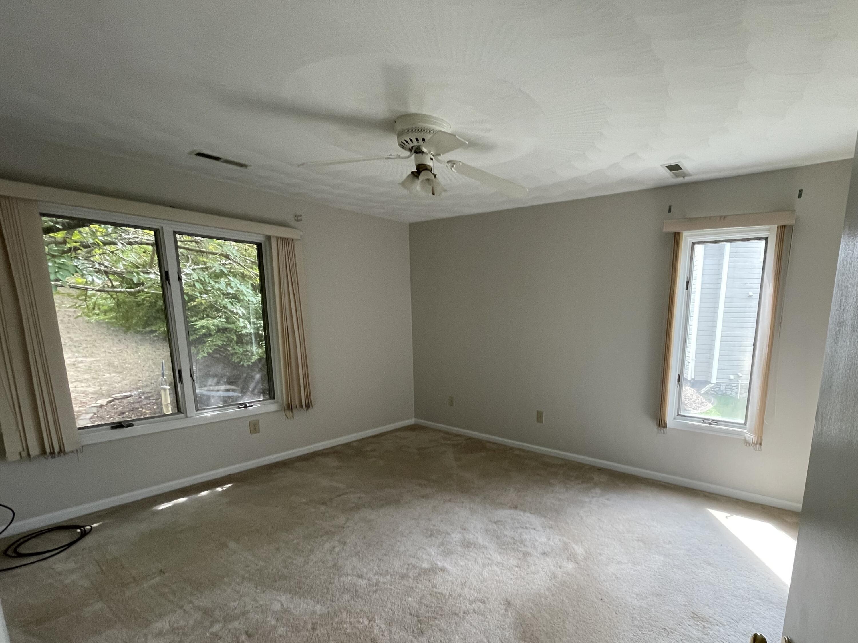 40 Bay Front Road Penhook, VA 24137 - Photo 17 of 34 2nd Bedroom