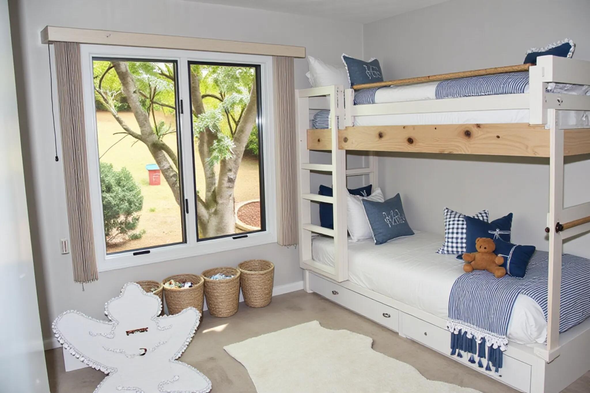 40 Bay Front Road Penhook, VA 24137 - Photo 20 of 34 Virtually Staged 3rd Bedroom