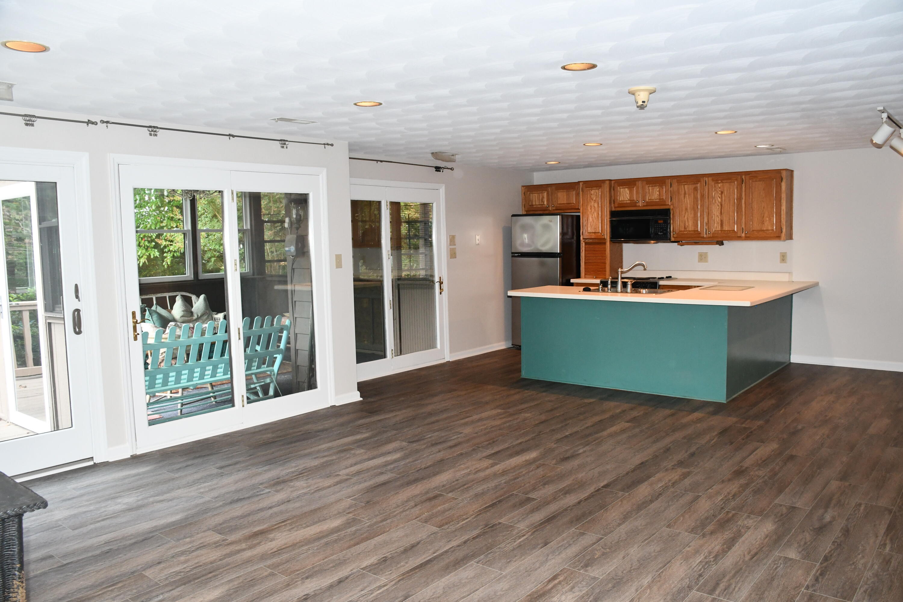 40 Bay Front Road Penhook, VA 24137 - Photo 21 of 34 Lower Level Rec Area