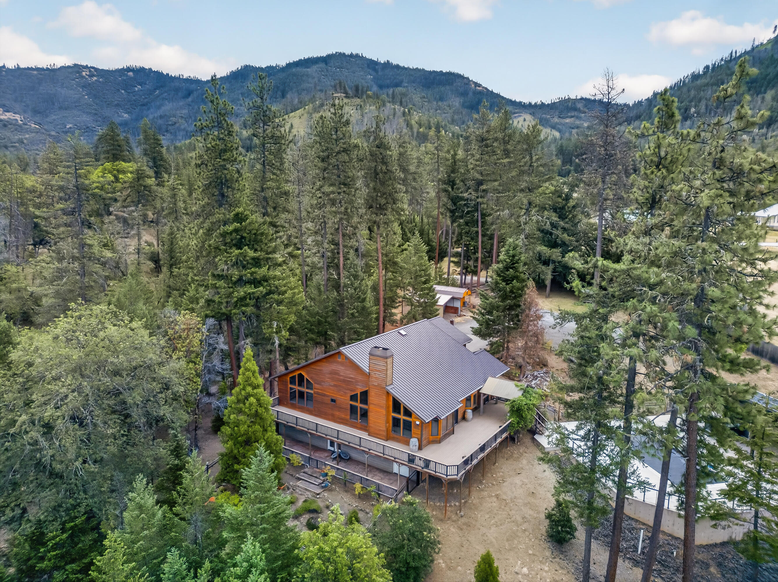 2365 Eastside Road Jacksonville, OR 97530 - Photo 46 of 69 59-55