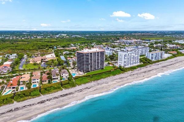 $1,690,000 | 800 Ocean Drive, Unit 204, Juno Beach, FL 33408