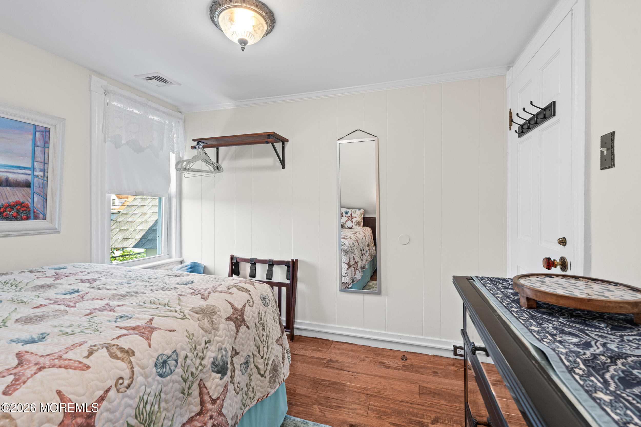 75 Webb Avenue, Unit UPPER WEEKLY Ocean Grove, NJ 07756 - Photo 24 of 41 2nd BR-Queen