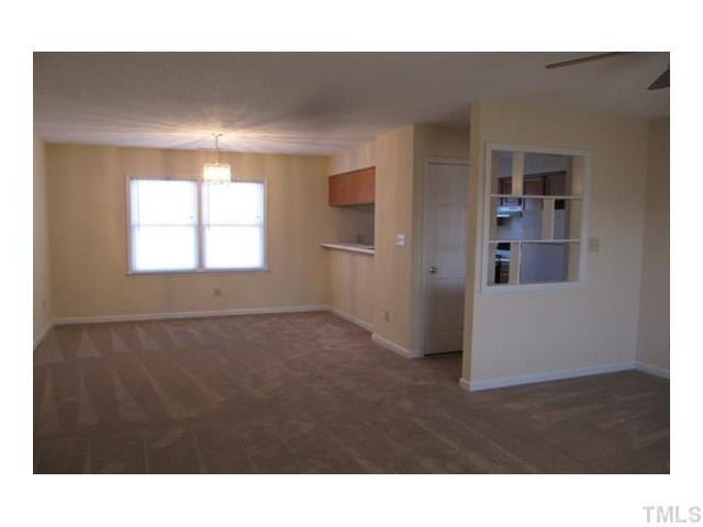 2601 D Millborough Court Raleigh, NC 27604 - Photo 4 of 9 Photo 4