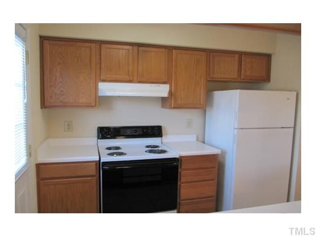 2601 D Millborough Court Raleigh, NC 27604 - Photo 5 of 9 Photo 5