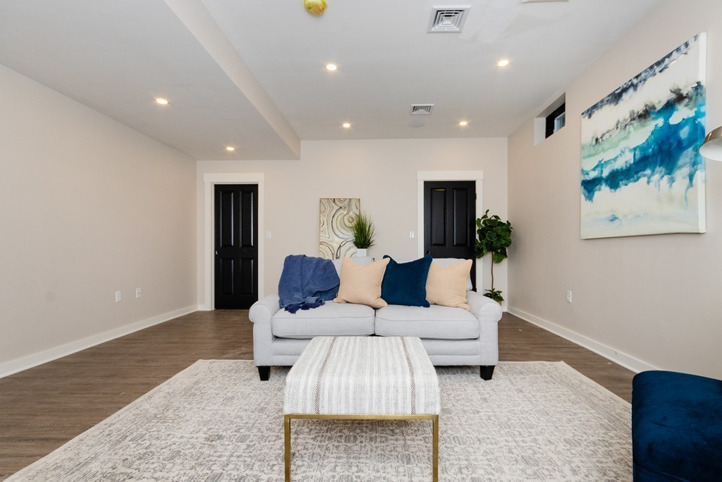 53 R Bailey Street, Unit 1 Boston, MA 02124 - Photo 13 of 22 Gallery Image 13