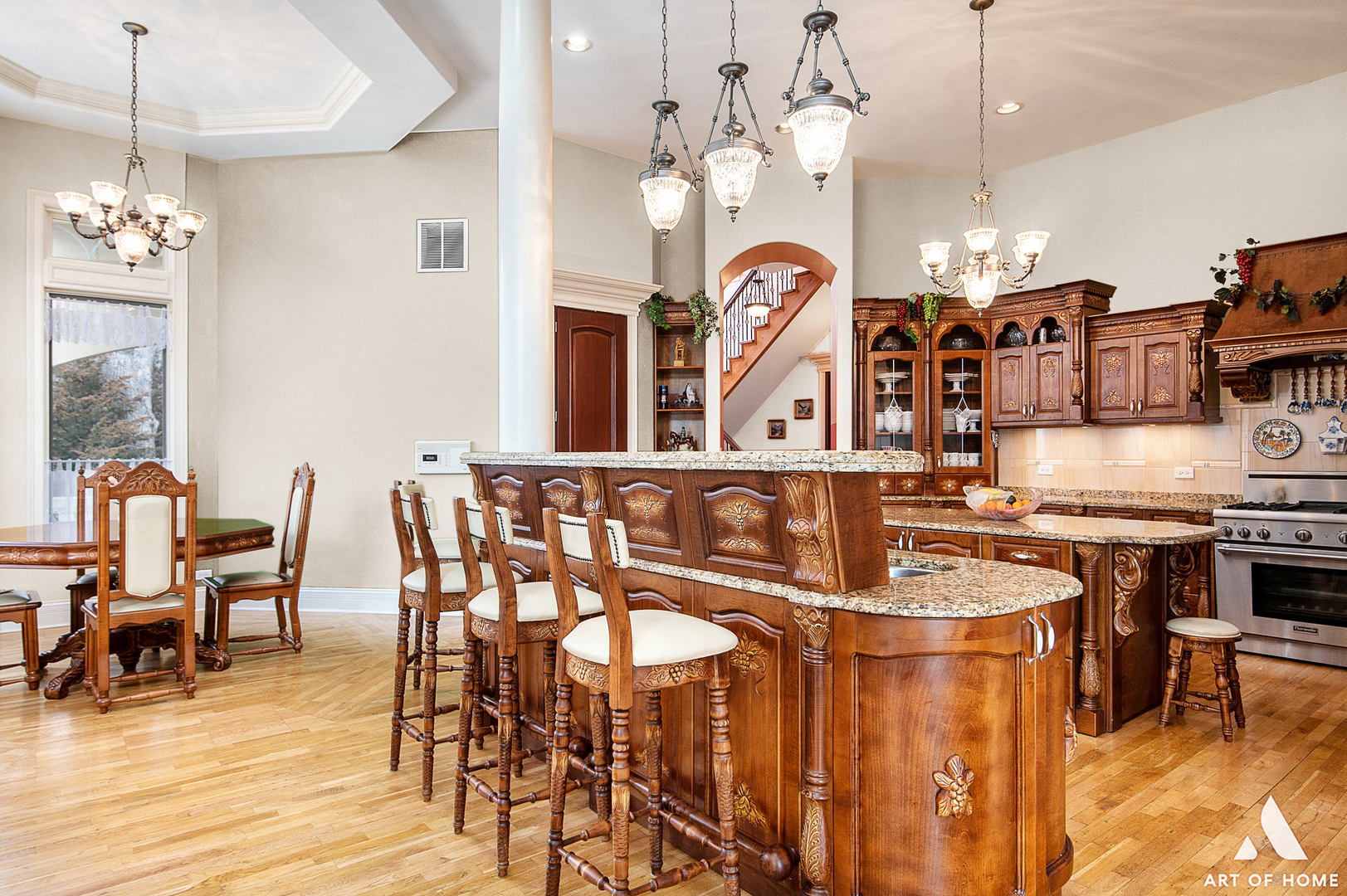 14940 El Greco Street Lemont, IL 60439 - Photo 20 of 67 a view of a dining room with furniture and wooden floor