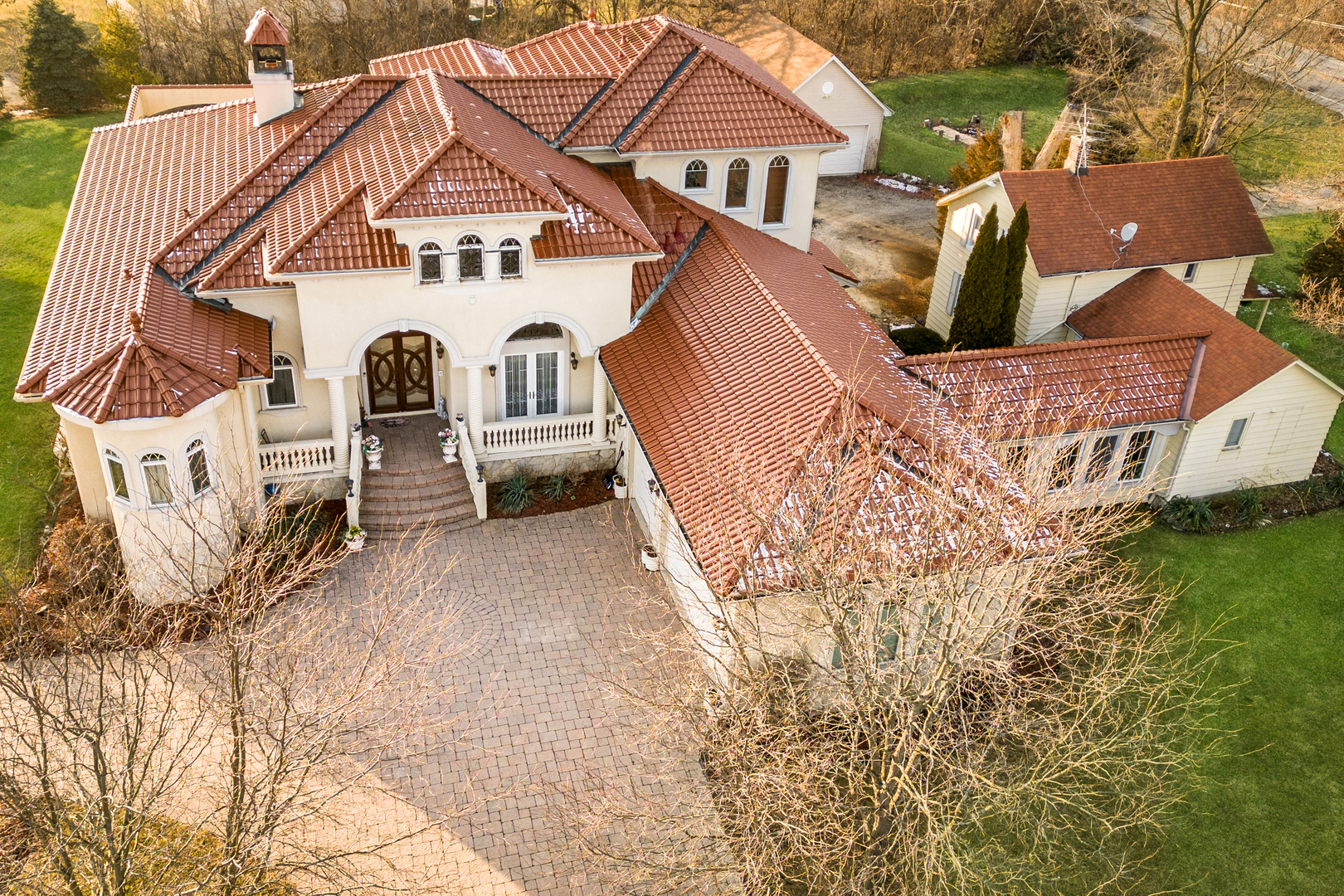14940 El Greco Street Lemont, IL 60439 - Photo 3 of 67 an aerial view of a house with a yard