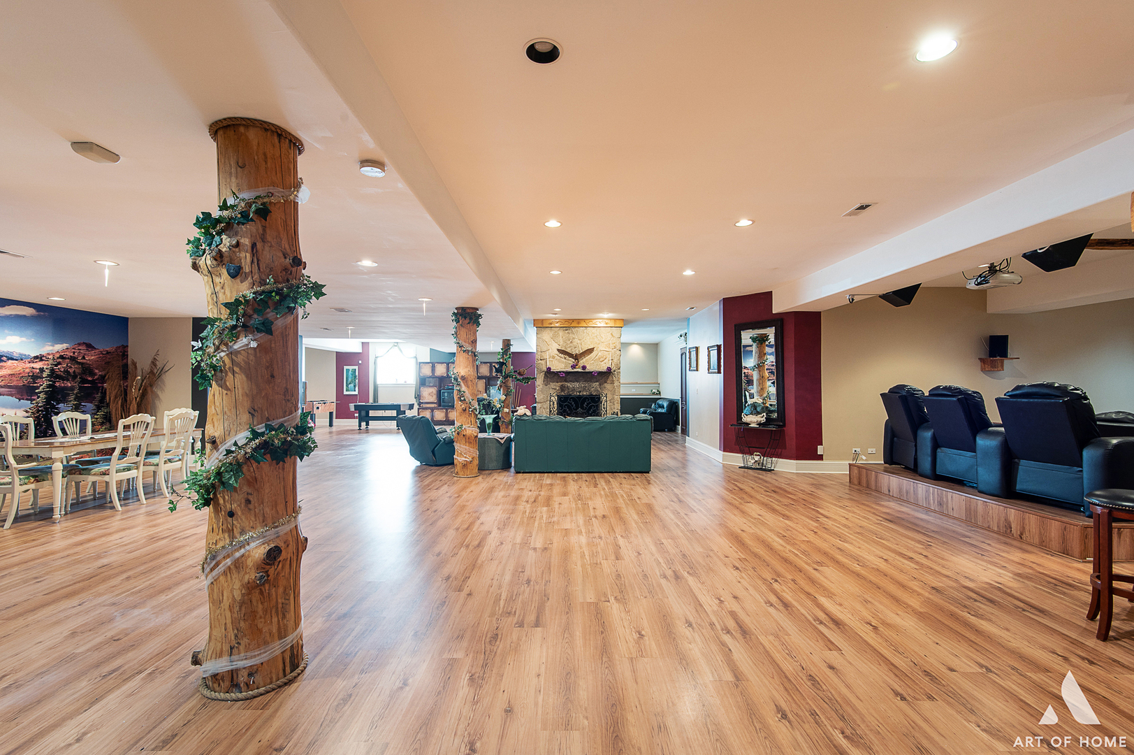 14940 El Greco Street Lemont, IL 60439 - Photo 44 of 67 a living room with furniture and kitchen view