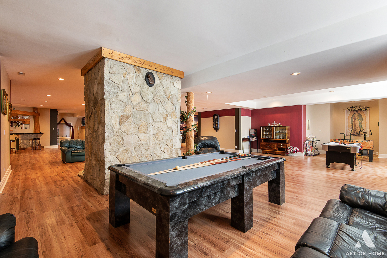 14940 El Greco Street Lemont, IL 60439 - Photo 46 of 67 a view of a dining room with furniture and wooden floor