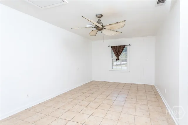 $2,350 | 5 Ossabaw Road, Savannah, GA 31410