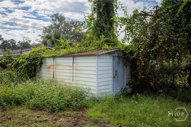 $2,350 | 5 Ossabaw Road, Savannah, GA 31410