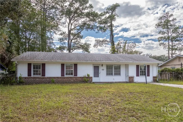 $2,350 | 5 Ossabaw Road, Savannah, GA 31410