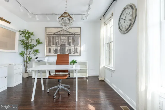 $1,399,999 | 3711 Liseter Gardens, Newtown Square, PA 19073