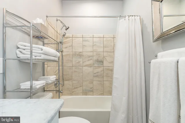 $1,399,999 | 3711 Liseter Gardens, Newtown Square, PA 19073