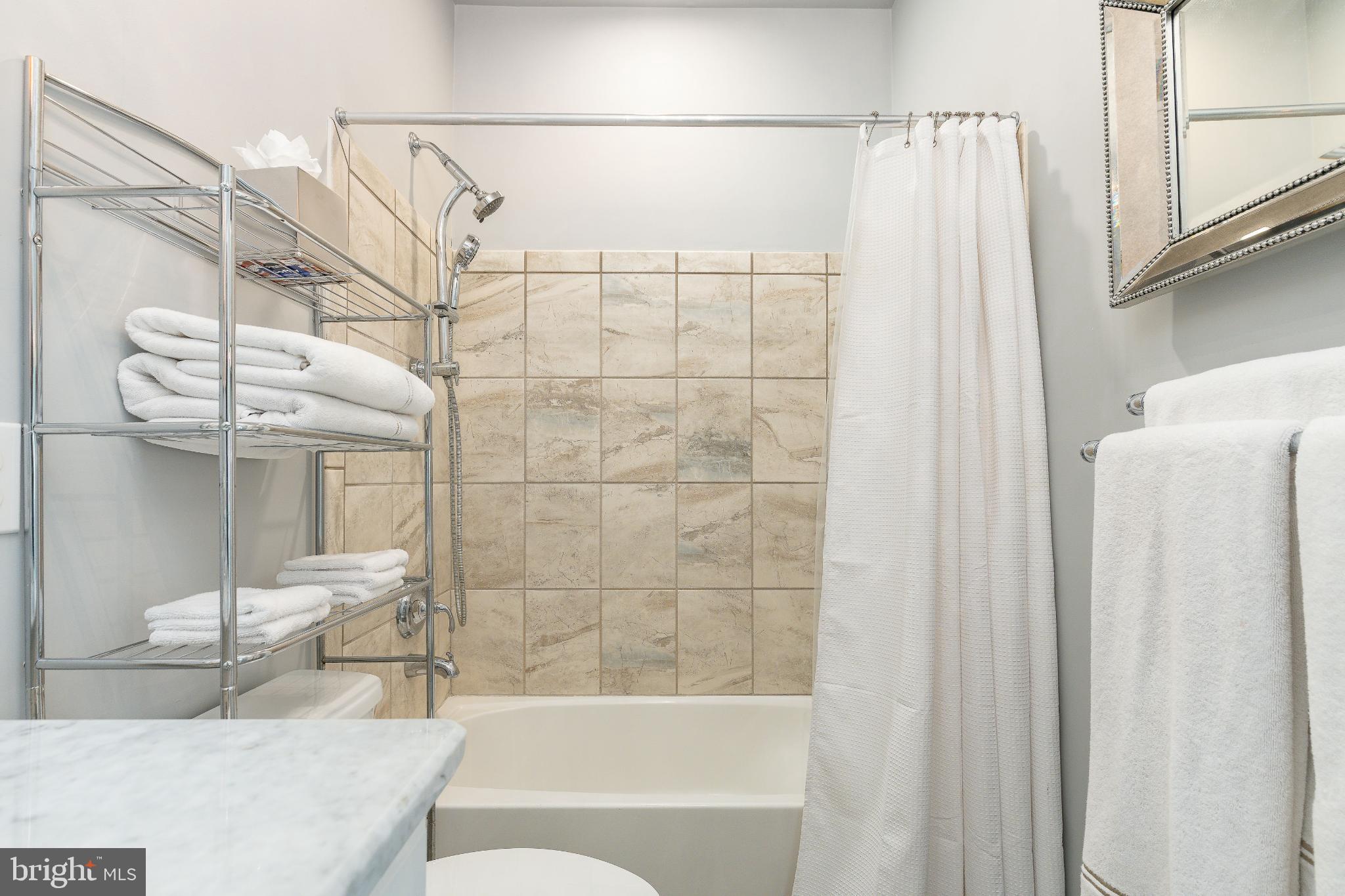 3711 Liseter Gardens Newtown Square, PA 19073 - Photo 38 of 63