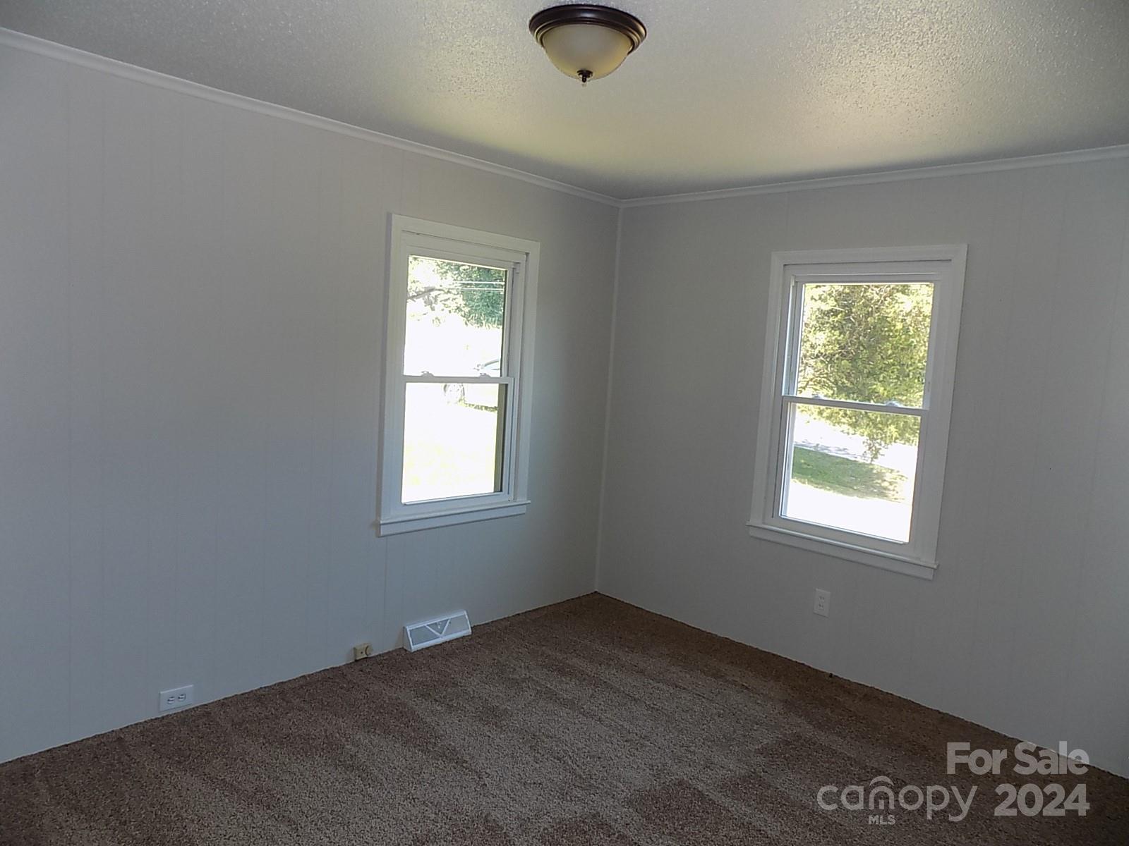 2435 Davis Park Road Gastonia, NC 28052 - Photo 5 of 10