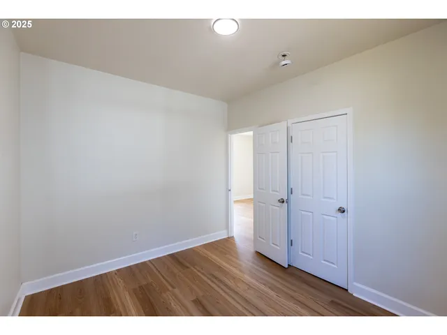 $319,900 | 809 East 7th Street, The Dalles, OR 97058