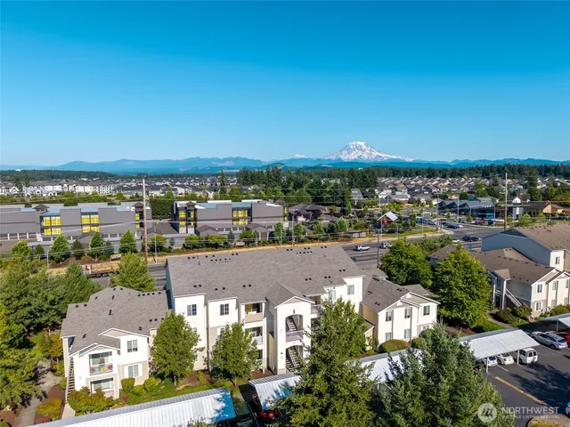 $329,900 | 18527 101st Ave Court East, Unit 313, Puyallup, WA 98375
