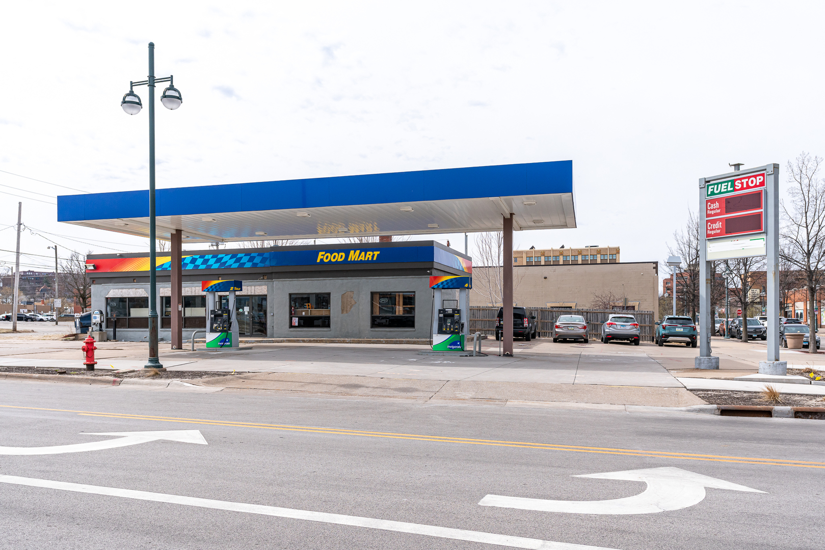1830 5th Avenue Moline, IL 61265 - Photo 4 of 13 a view of a building with a street