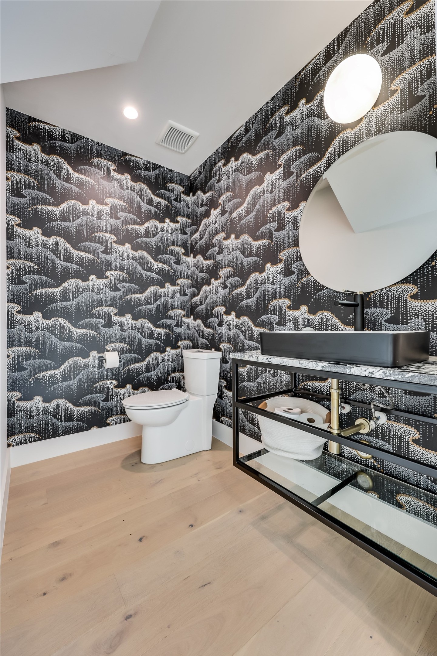 4600 Gillis Street Austin, TX 78745 - Photo 22 of 40 a view of a living room and utility room