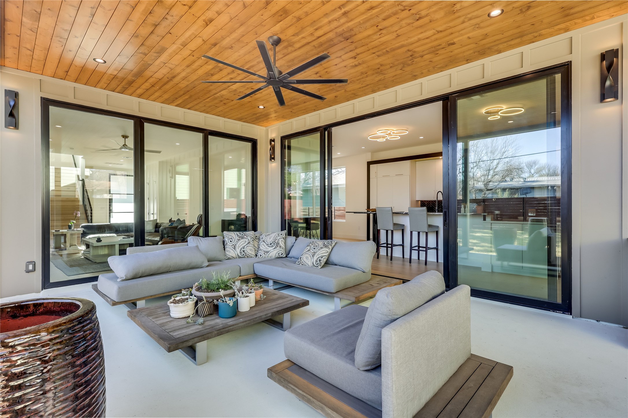 4600 Gillis Street Austin, TX 78745 - Photo 35 of 40 a living room with furniture and a large window