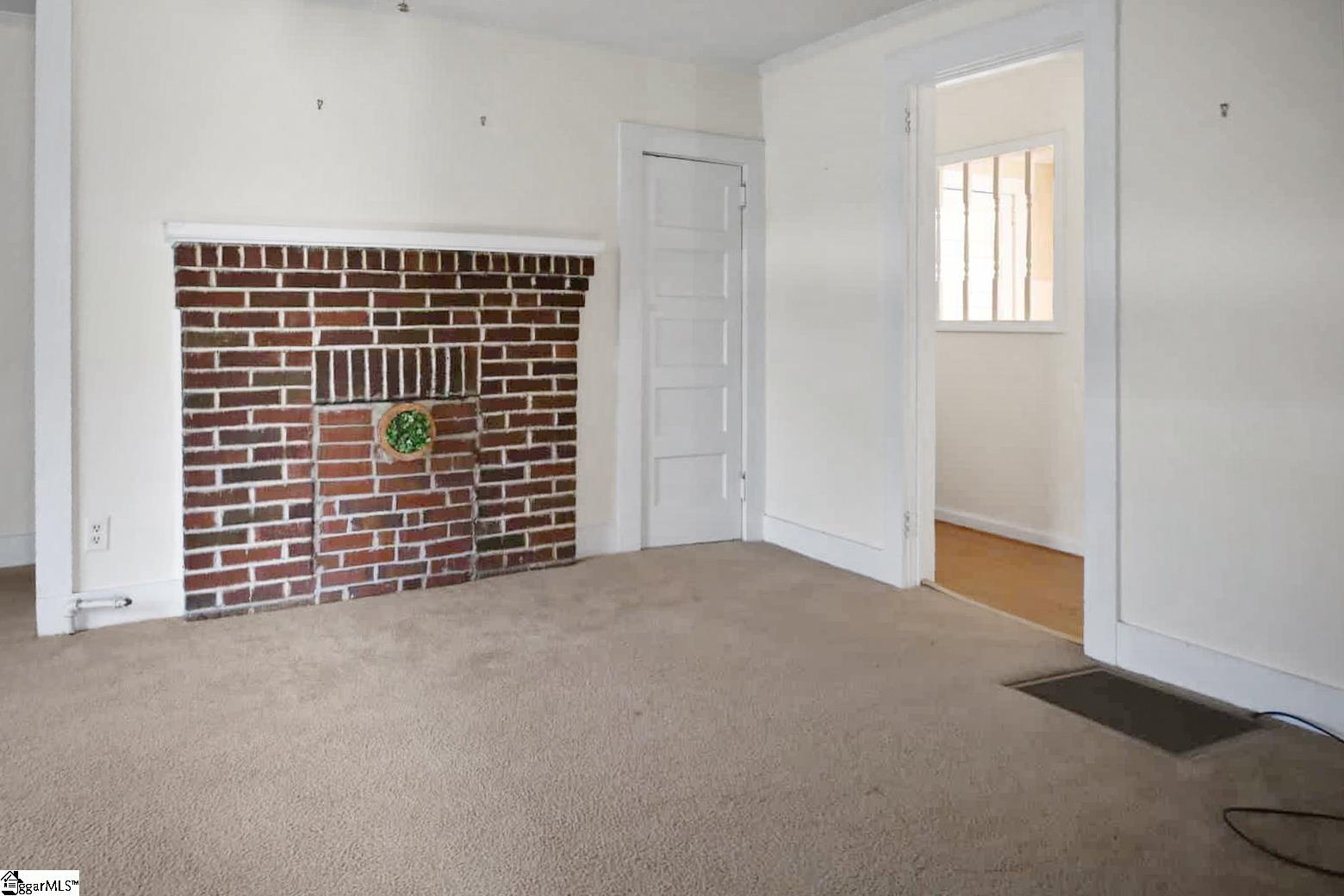 820 Gaines Street Central, SC 29630 - Photo 11 of 27