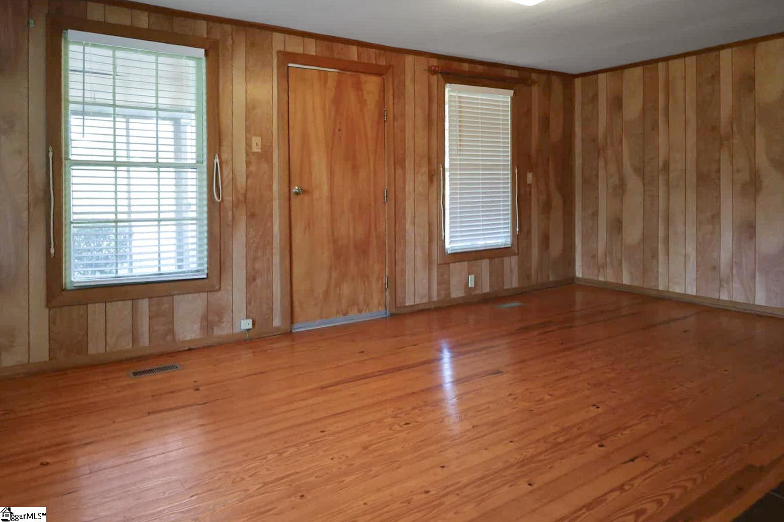 820 Gaines Street Central, SC 29630 - Photo 12 of 27