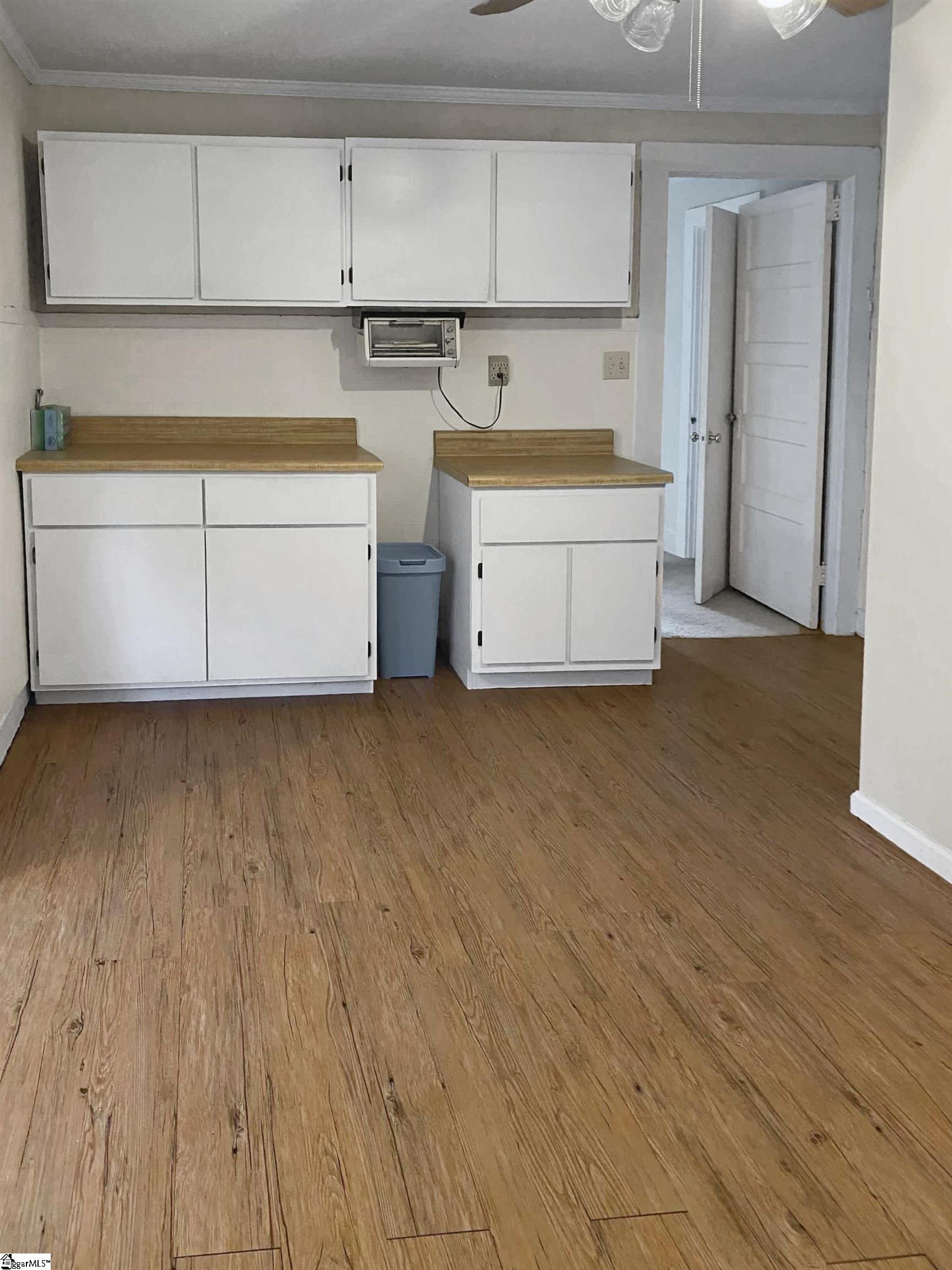 820 Gaines Street Central, SC 29630 - Photo 7 of 27